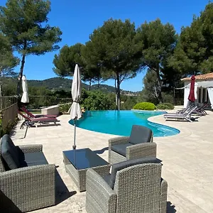 3* Bed & Breakfast Pause En Provence